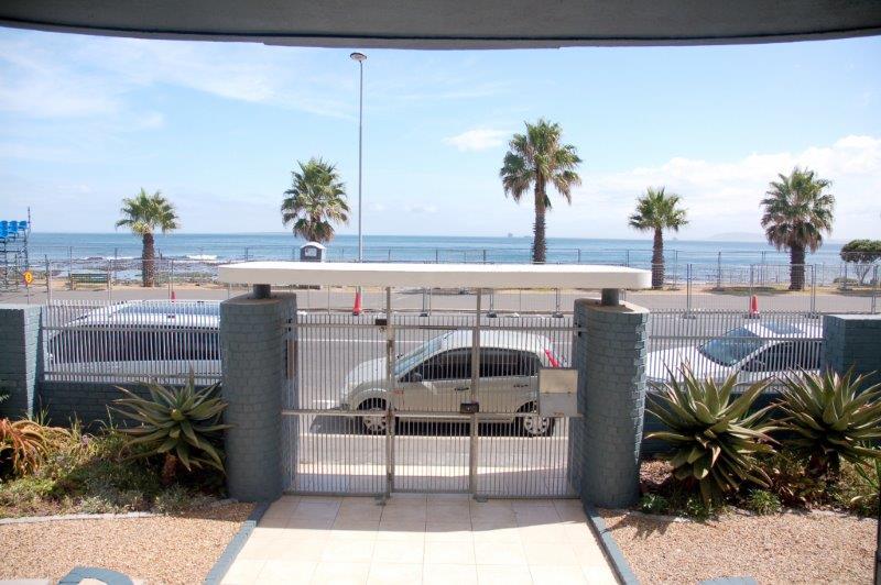 1 Bedroom Property for Sale in Mouille Point Western Cape